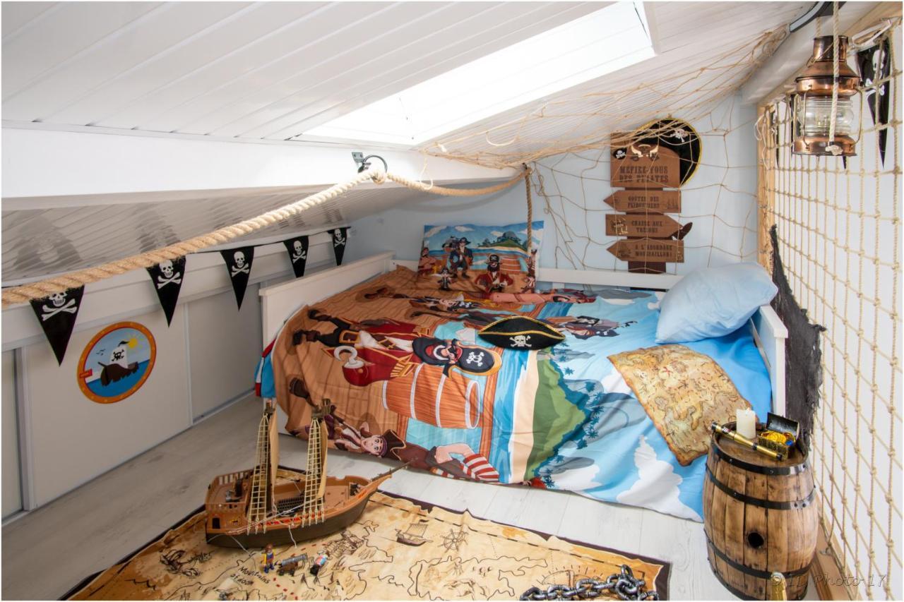 "Le Pirate Beneze"Gite Insolite,Situation Ideale,Accueil Attentionne Trizay Exteriör bild